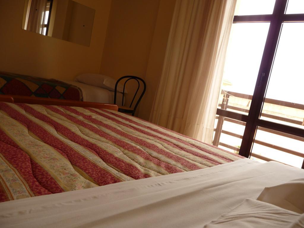 Agathae Hotel & Residence Scoglitti Exterior foto